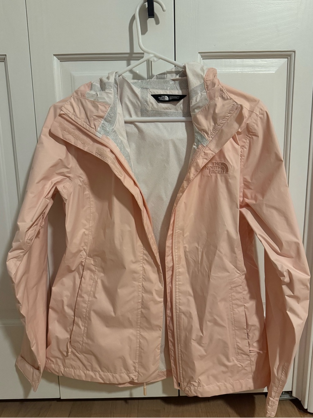 The North Face Women's Light Pink Rain/Wind Jacket